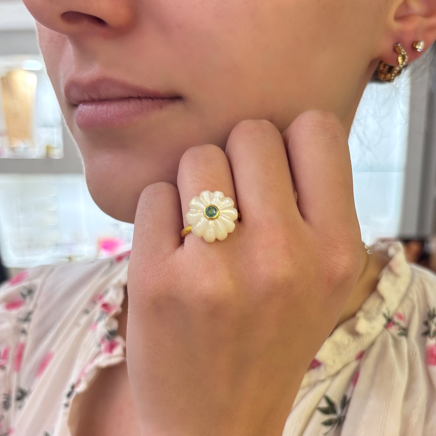 Bague Amara nacre émeraude