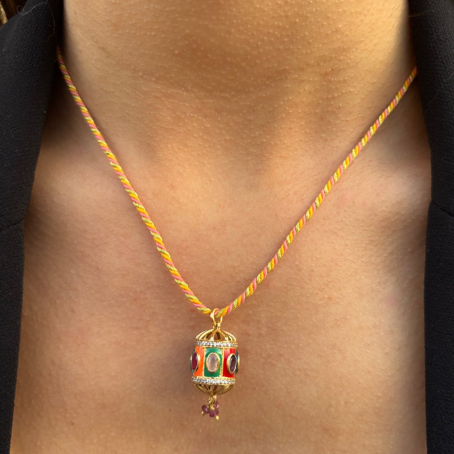 Collier Holi orange et jaune