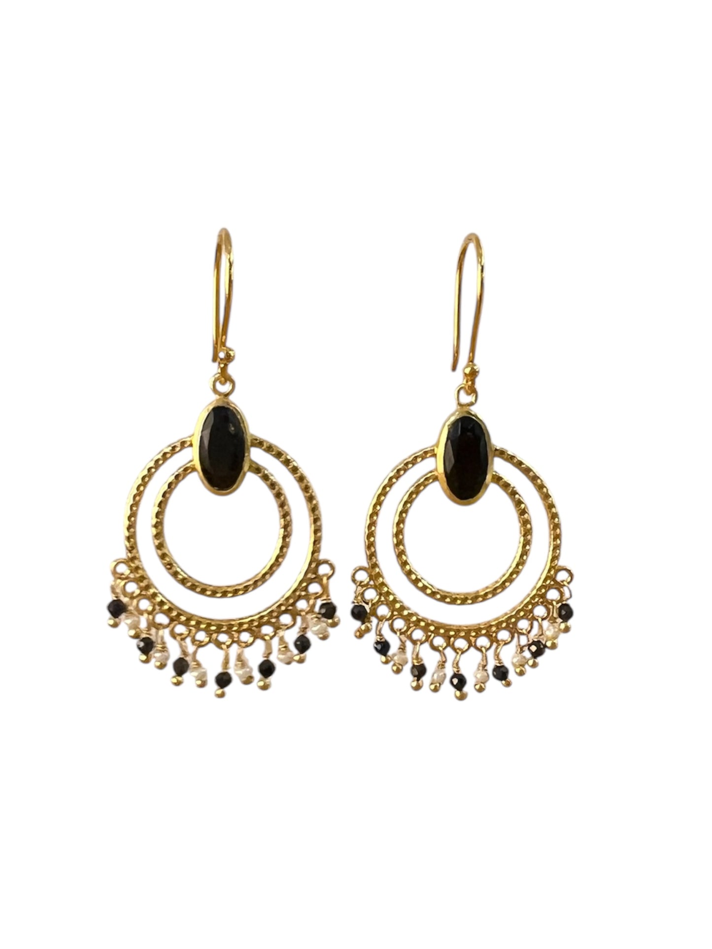 Boucles d'oreilles Saskia onyx et perles