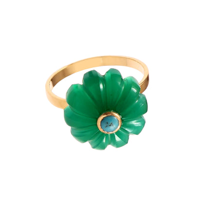Bague Amara en argent plaqué or avec fleur sculptée en onyx vert et cabochon turquoise, Mademoiselle Azalée Agen