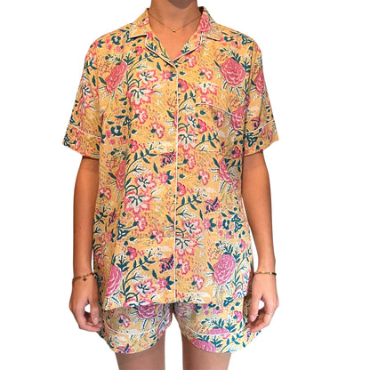 Pyjama court femme en voile de coton imprimé floral Suna, ensemble haut et short légers et confortables, création artisanale Mademoiselle Azalée à Agen